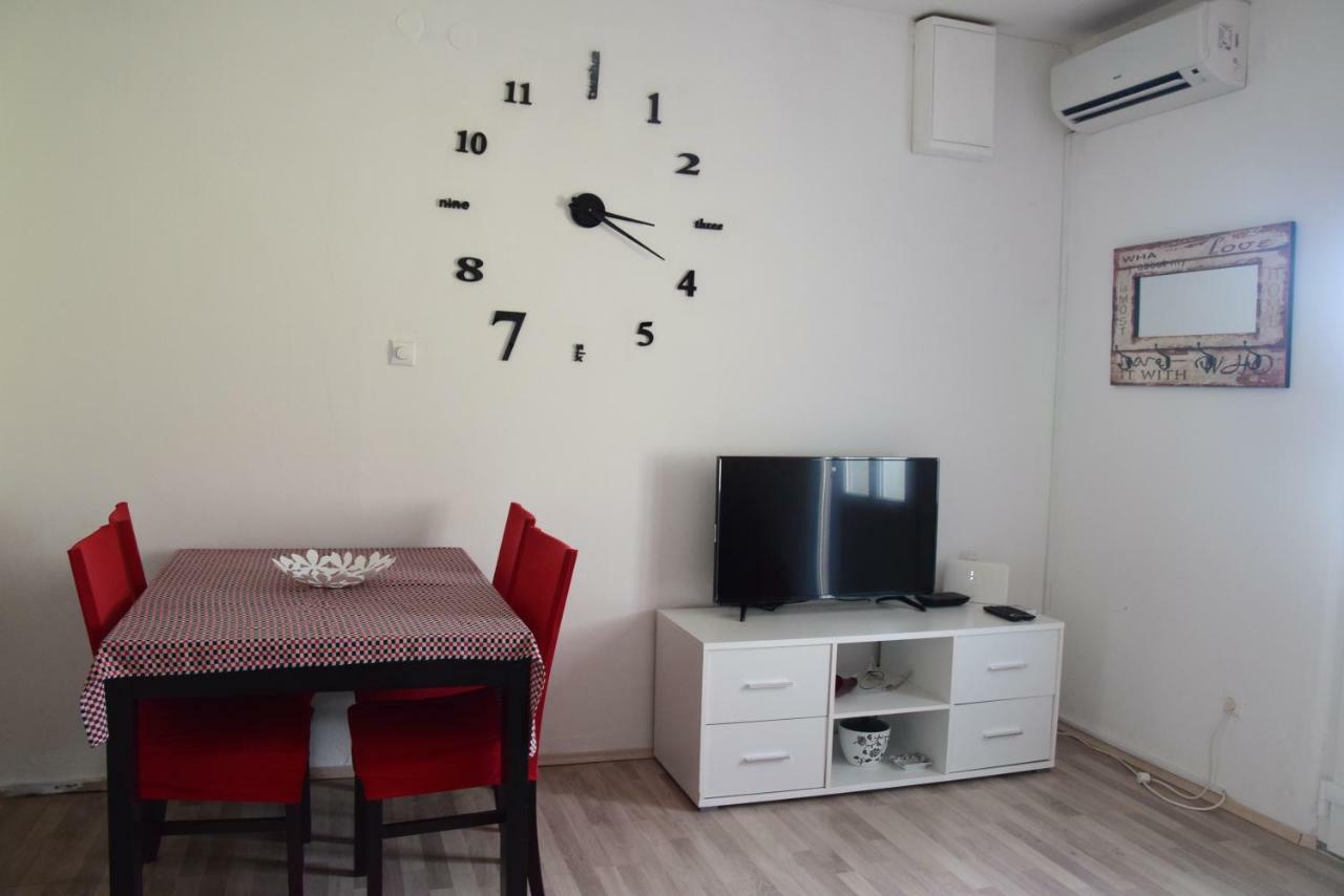 Apartman Ana Apartment Sali Exterior photo